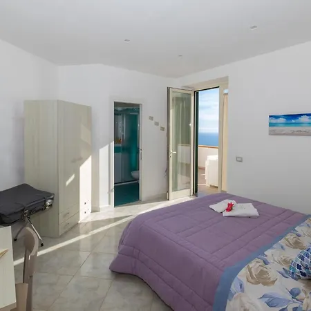 Marina's House شقة